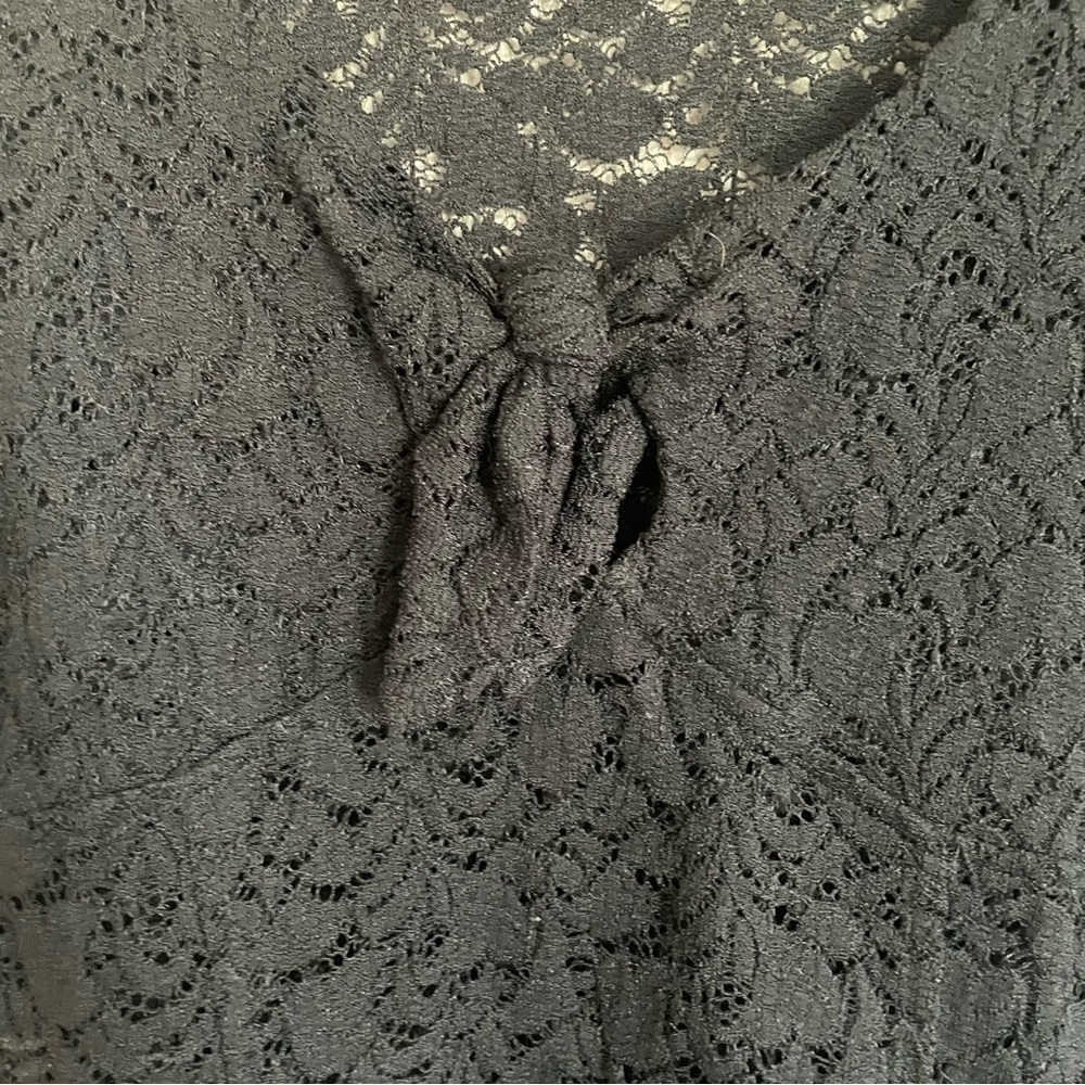 Free People ~ Intimately Free Whimsigoth Black Lace Keyhole Front Top - Picture 4 of 12